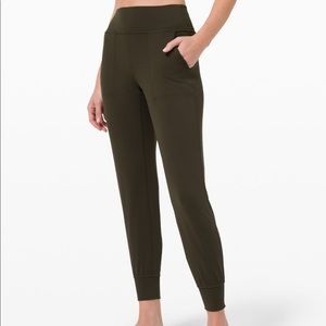 Brand new BLACK Lululemon align joggers